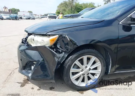 2012 Toyota Camry Xle V6 z USA, uszkodzony, nr VIN 4T1BK1FK4CU523340